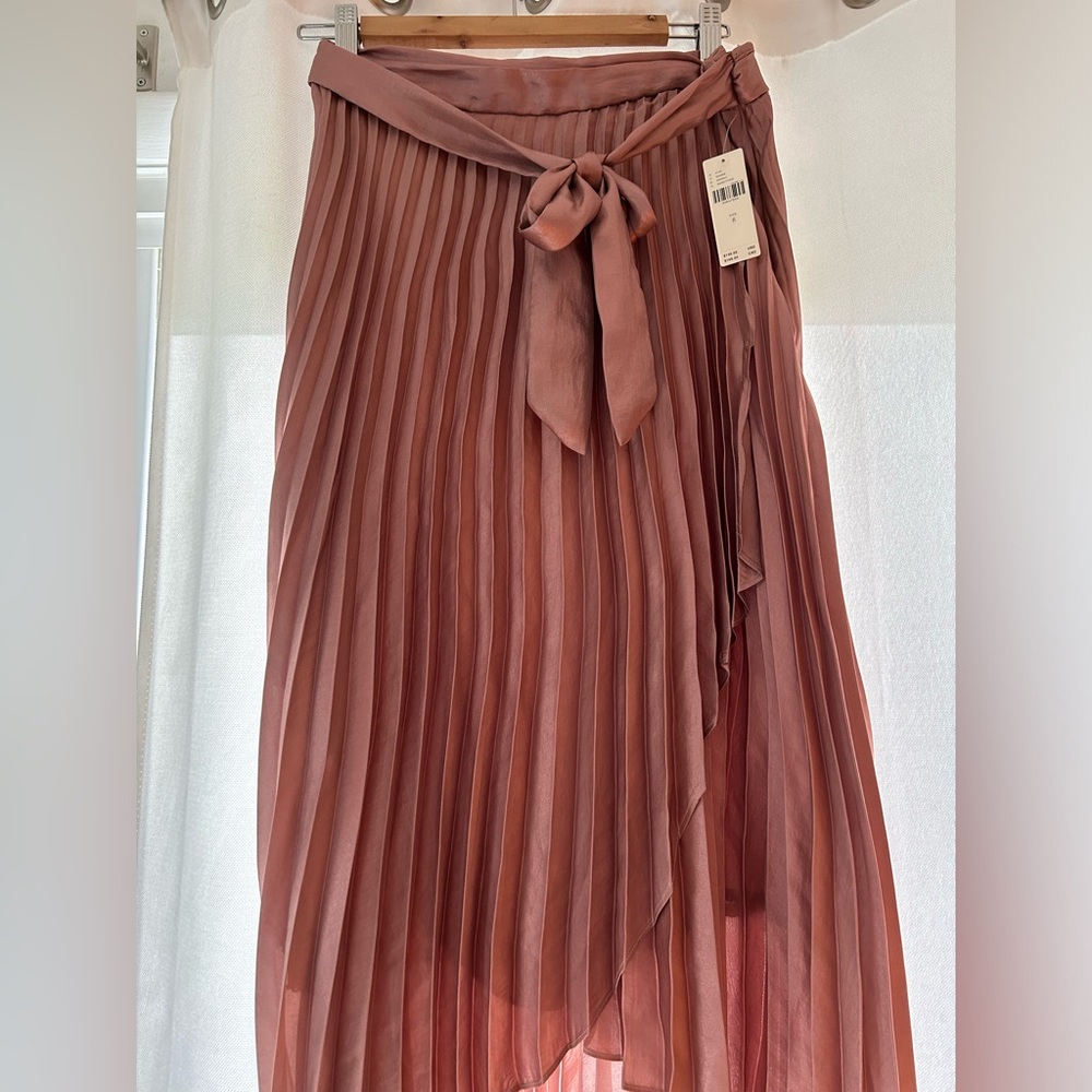Maeve by Anthro Crinkle Skirt with tie NWT